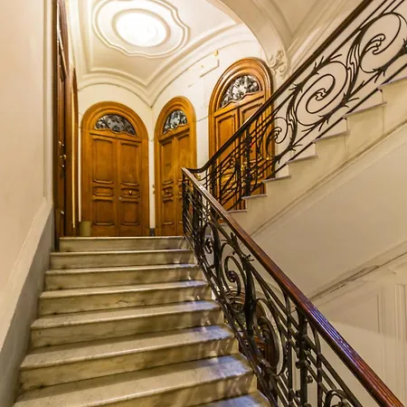 Amedeo By Wonderful Italy Apartamento